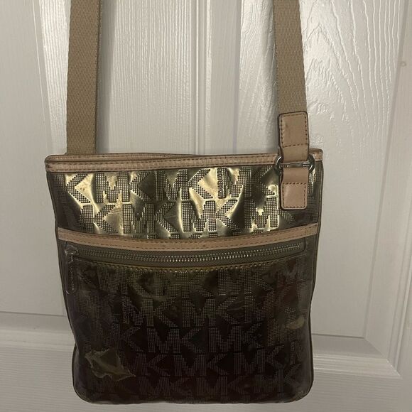 MICHAEL KORS  MIRROR METALLIC LOGO  metallic gold crossbody bag tan leather trim - Picture 6 of 16